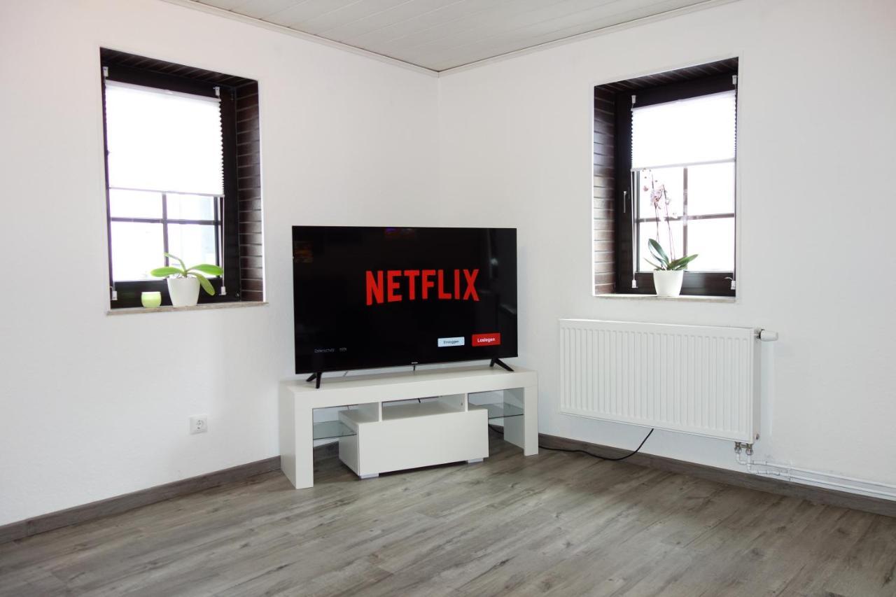 Happy-Homes Red - Up To 5 - Kueche - W-Lan - Netflix - Honig - Terrasse 알텐슈타트 외부 사진